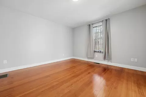 Bedroom - 125 Singletary Ave, Sutton, MA 01590 photo 5 of 5