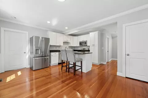 Entry Way - 125 Singletary Ave, Sutton, MA 01590 photo 3 of 5