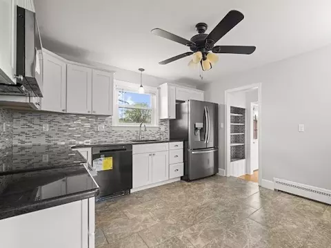 91 Haven Ave, Chicopee, MA 01013 photo 12