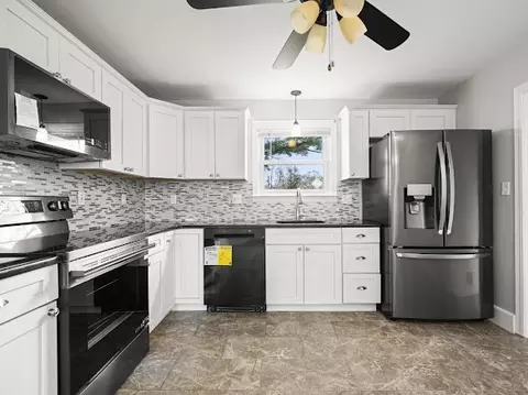 91 Haven Ave, Chicopee, MA 01013 photo 11
