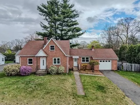 91 Haven Ave, Chicopee, MA 01013 photo 3