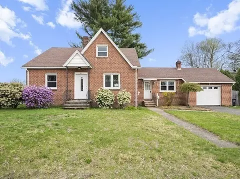 91 Haven Ave, Chicopee, MA 01013 photo 2