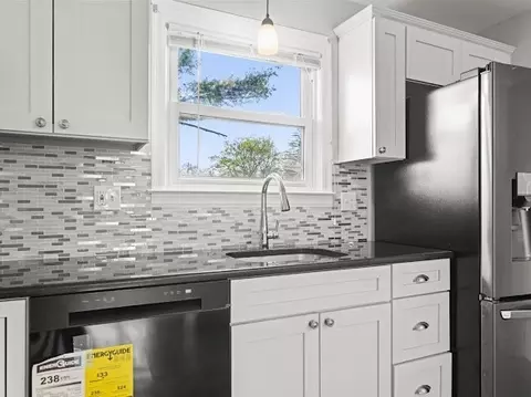 91 Haven Ave, Chicopee, MA 01013 photo 13