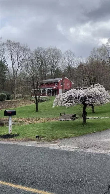 49 Fitzgerald Rd, Charlton, MA 01507