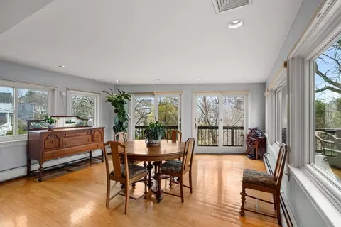 Dining - 12 Andrews St, Gloucester, MA 01930 photo 3 of 3