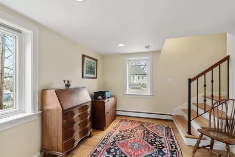 Entry Way - 12 Andrews St, Gloucester, MA 01930 photo 1 of 1
