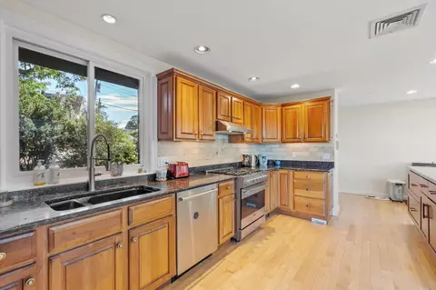 Kitchen - 12 Andrews St, Gloucester, MA 01930 photo 5 of 7