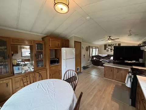 414 Palmer Rd, Ware, MA 01082 photo 5