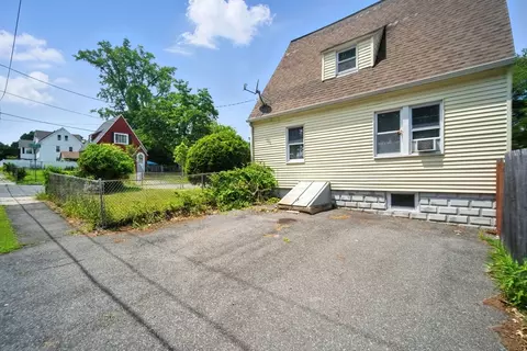 91 Braddock St, Springfield, MA 01109 photo 38