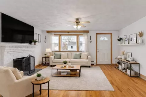 91 Ashcroft St, Dedham, MA 02026 photo 3