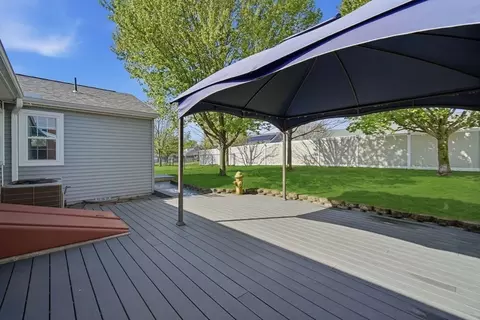 210 Winton St, Springfield, MA 01118 photo 37