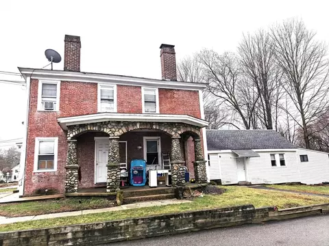 971 Waverly St, Framingham, MA 01702