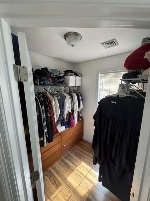 89 E Mountain St, Worcester, MA 01606 photo 10