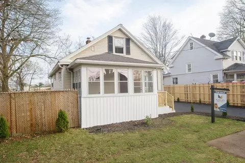 23 Eldert St, Springfield, MA 01109 photo 2