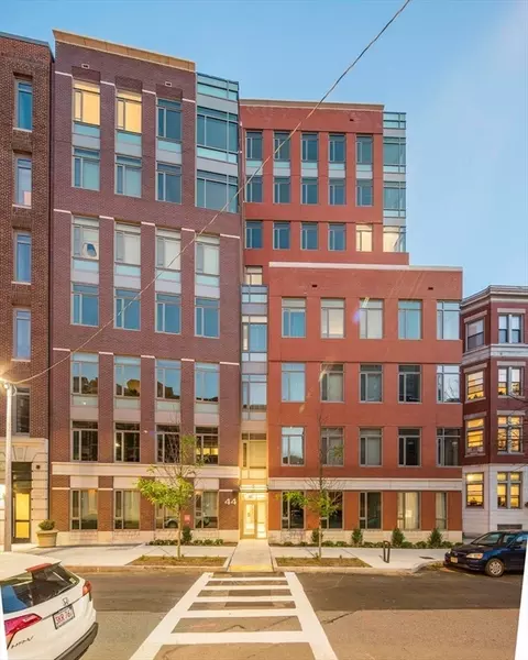 43 Westland Ave #712, Boston, MA 02115
