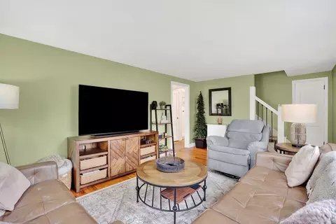 106 Maebeth St, Springfield, MA 01119 photo 19