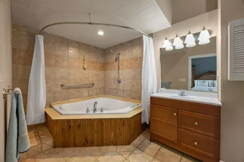 14 Sir Lancelot Dr, Bourne, MA 02532 photo 20
