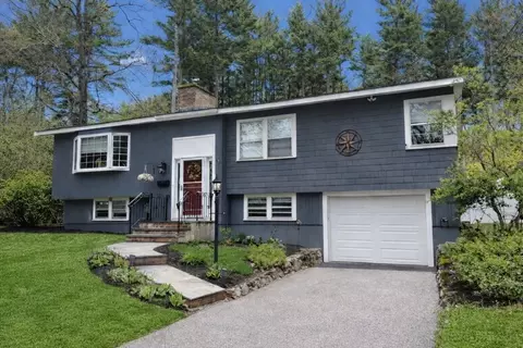 31 Lancaster Dr, Framingham, MA 01701