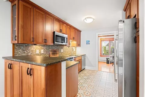 57 Front St #2, Beverly, MA 01915 photo 9