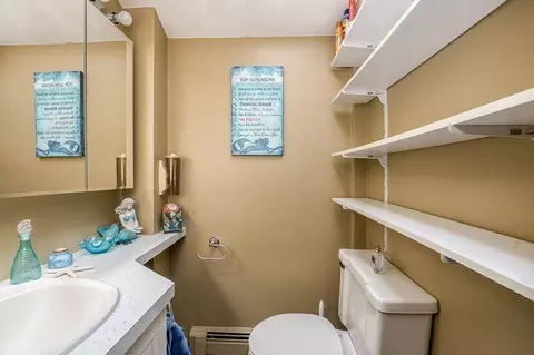 Bath - 26 Washington Dr, Wareham, MA 02571 photo 1 of 5