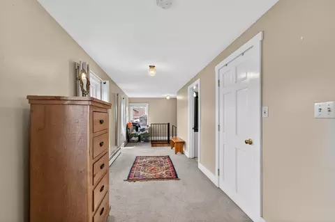 Entry Way - 47 Singletary Ave, Sutton, MA 01590 photo 6 of 10