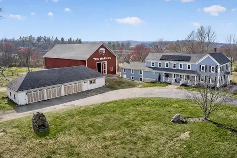 47 Singletary Ave, Sutton, MA 01590