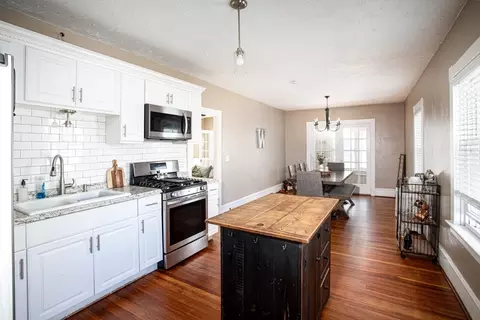 318 Cypress St, Fall River, MA 02720 photo 14