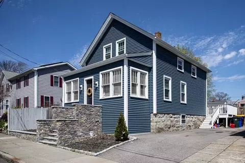 318 Cypress St, Fall River, MA 02720 photo 3