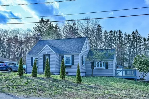 15 Parker Rd, Holden, MA 01520