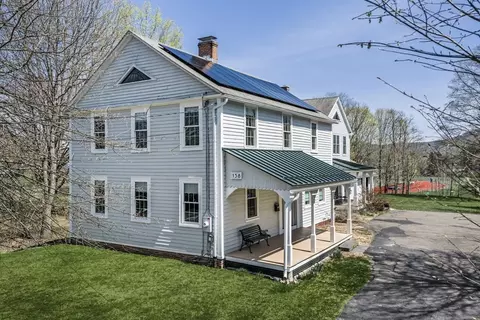 158 Park St, Easthampton, MA 01027