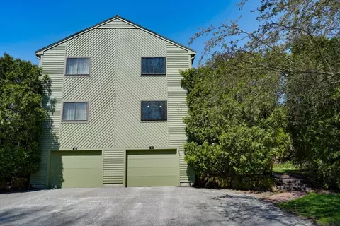 41 Leland Farm Rd #41, Ashland, MA 01721