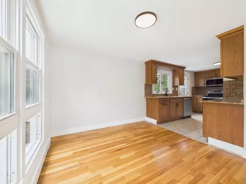 9 Burt St, Acushnet, MA 02743 photo 14