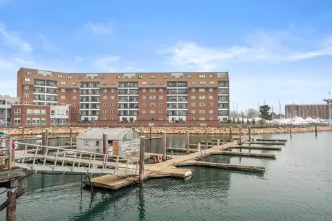 150 Lynnway #PH-702, Lynn, MA 01902