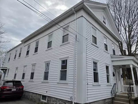 11 Mount Pleasant St #1, Waltham, MA 02452