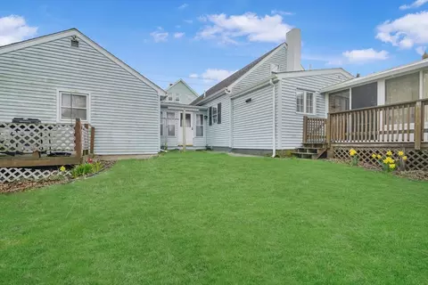Exterior - 96 Star St, Fall River, MA 02724 photo 13 of 15