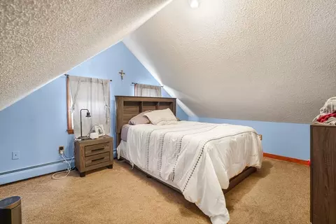 Bedroom - 96 Star St, Fall River, MA 02724 photo 3 of 4