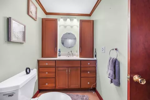 Bath - 96 Star St, Fall River, MA 02724 photo 1 of 2