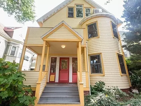 42 Fayette St, Cambridge, MA 02139