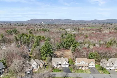 37 Red Bridge Ln, South Hadley, MA 01075