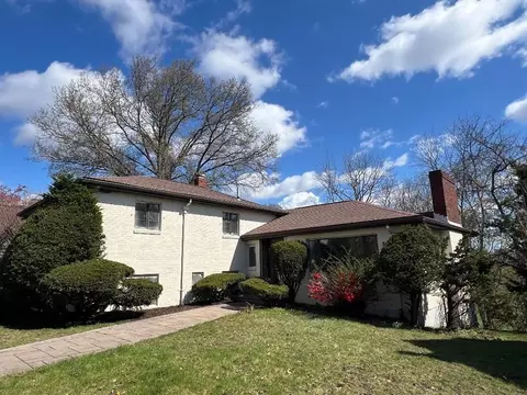 169 Grove St, Cambridge, MA 02138