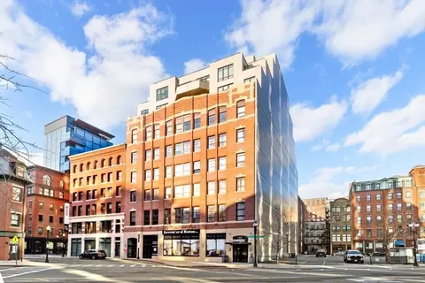 121 Portland St #902, Boston, MA 02114