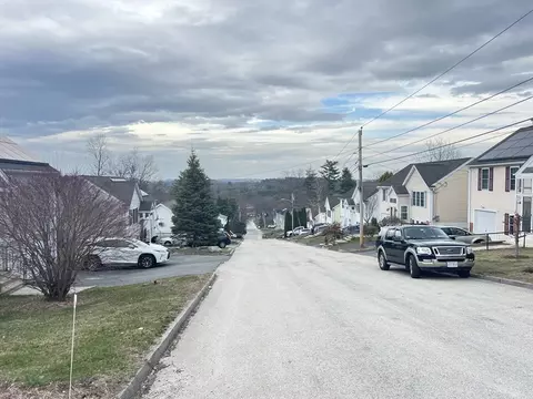 42 Third St, Worcester, MA 01602 photo 3