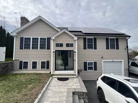 42 Third St, Worcester, MA 01602 photo 2