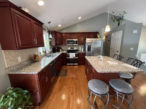 42 Third St, Worcester, MA 01602 photo 7