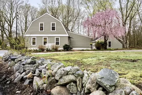 182 Hines Rd, Cumberland, RI 02864