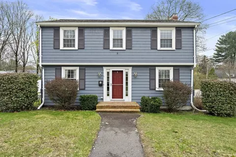 1 Atwood St, Mansfield, MA 02048
