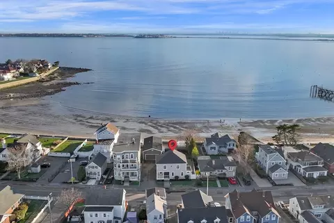 53 Puritan Rd, Swampscott, MA 01907