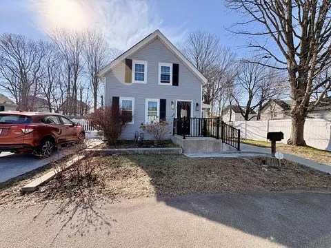 84 Emmet St, Brockton, MA 02302