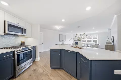 Kitchen - 269 Main St #U4001, Reading, MA 01867 photo 3 of 3