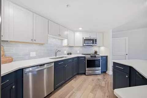 Kitchen - 269 Main St #U4001, Reading, MA 01867 photo 2 of 3